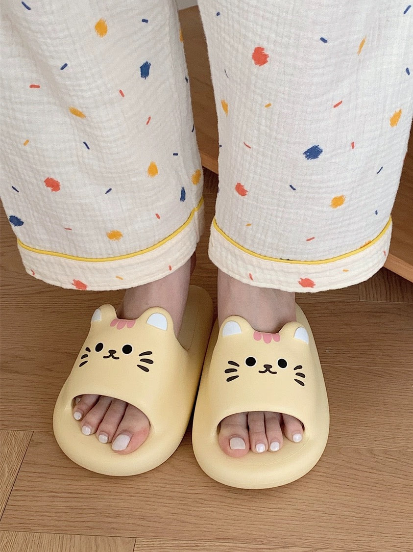 SOE27 | Cute kitty flipper, home and bathroom slipper