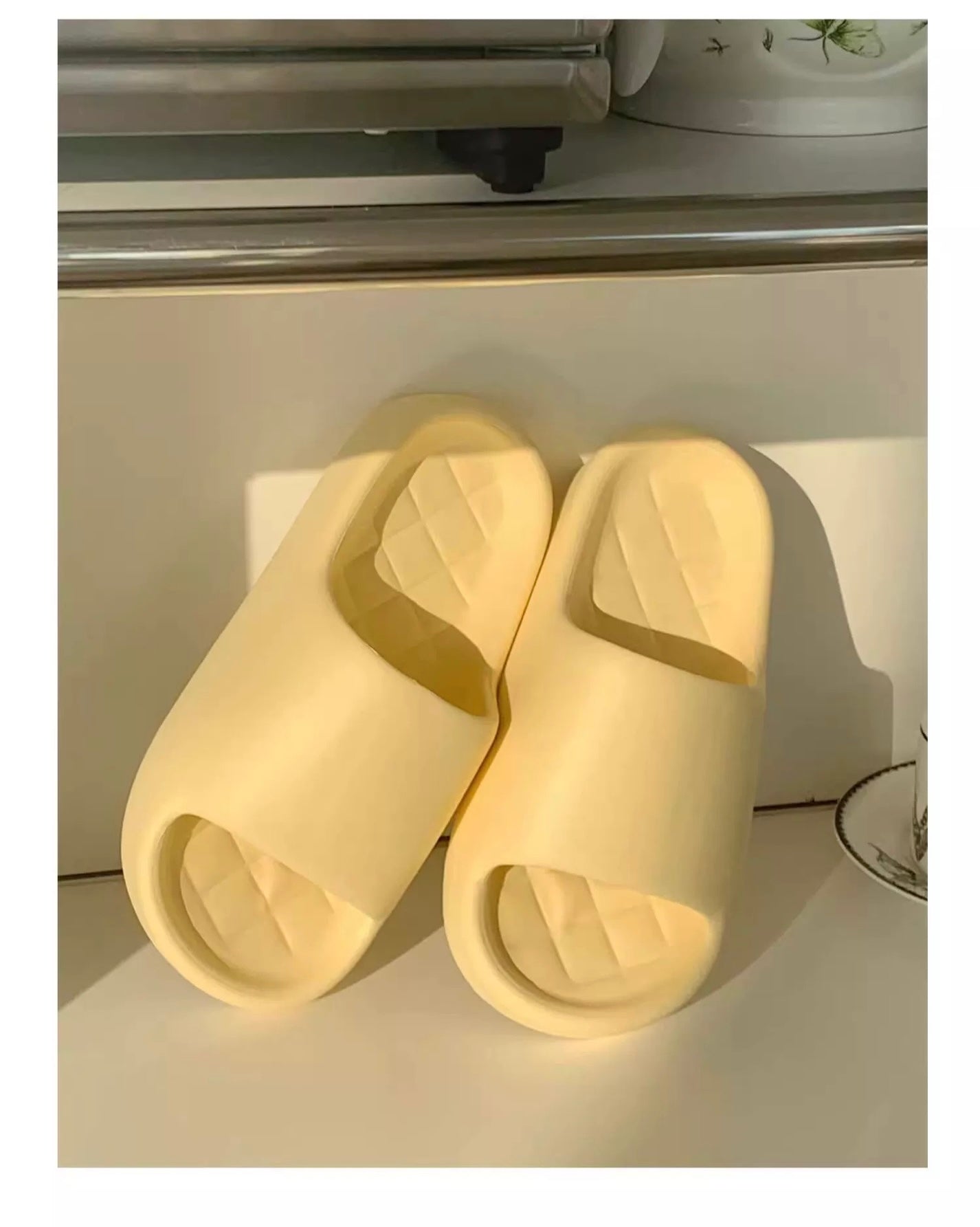 SOE26 | home flip flop, water-prove home footwear