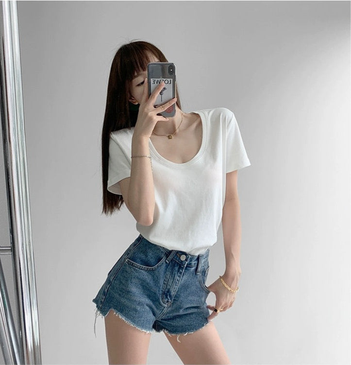 Blogger Style Large Round Neck Tee