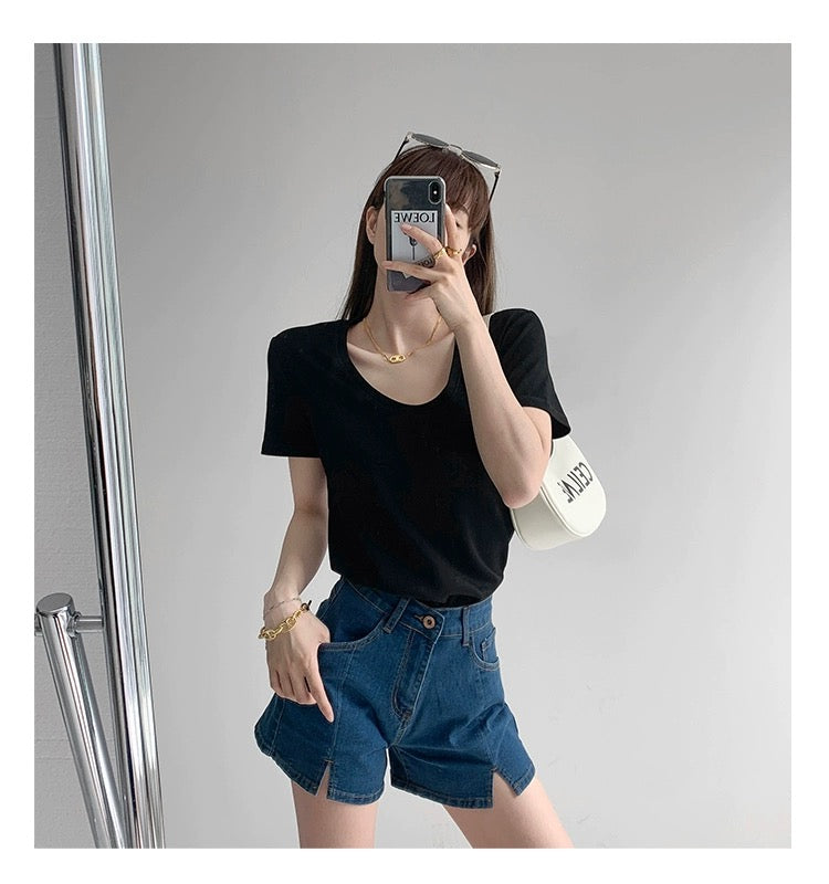 Blogger Style Large Round Neck Tee