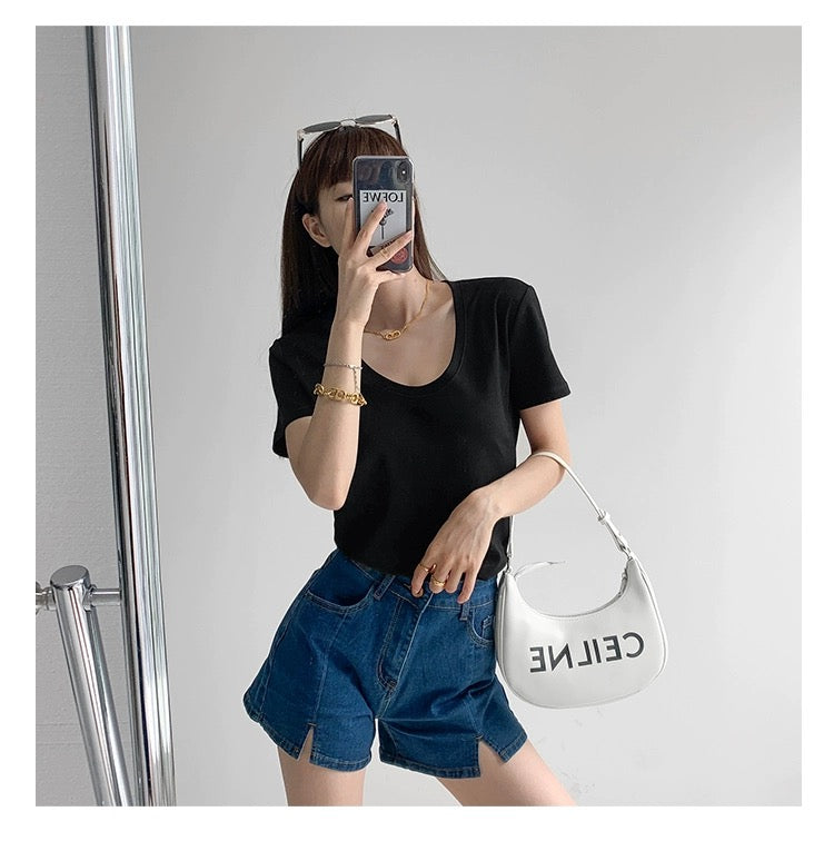 Blogger Style Large Round Neck Tee