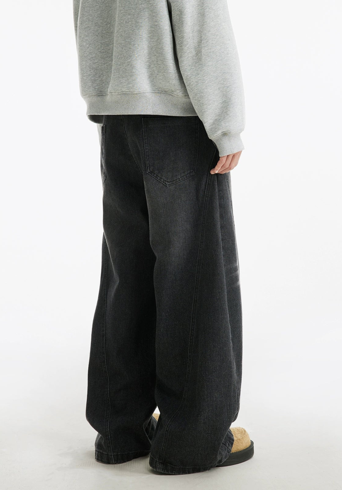Wide-Leg Ruffian Dark Washed Jeans
