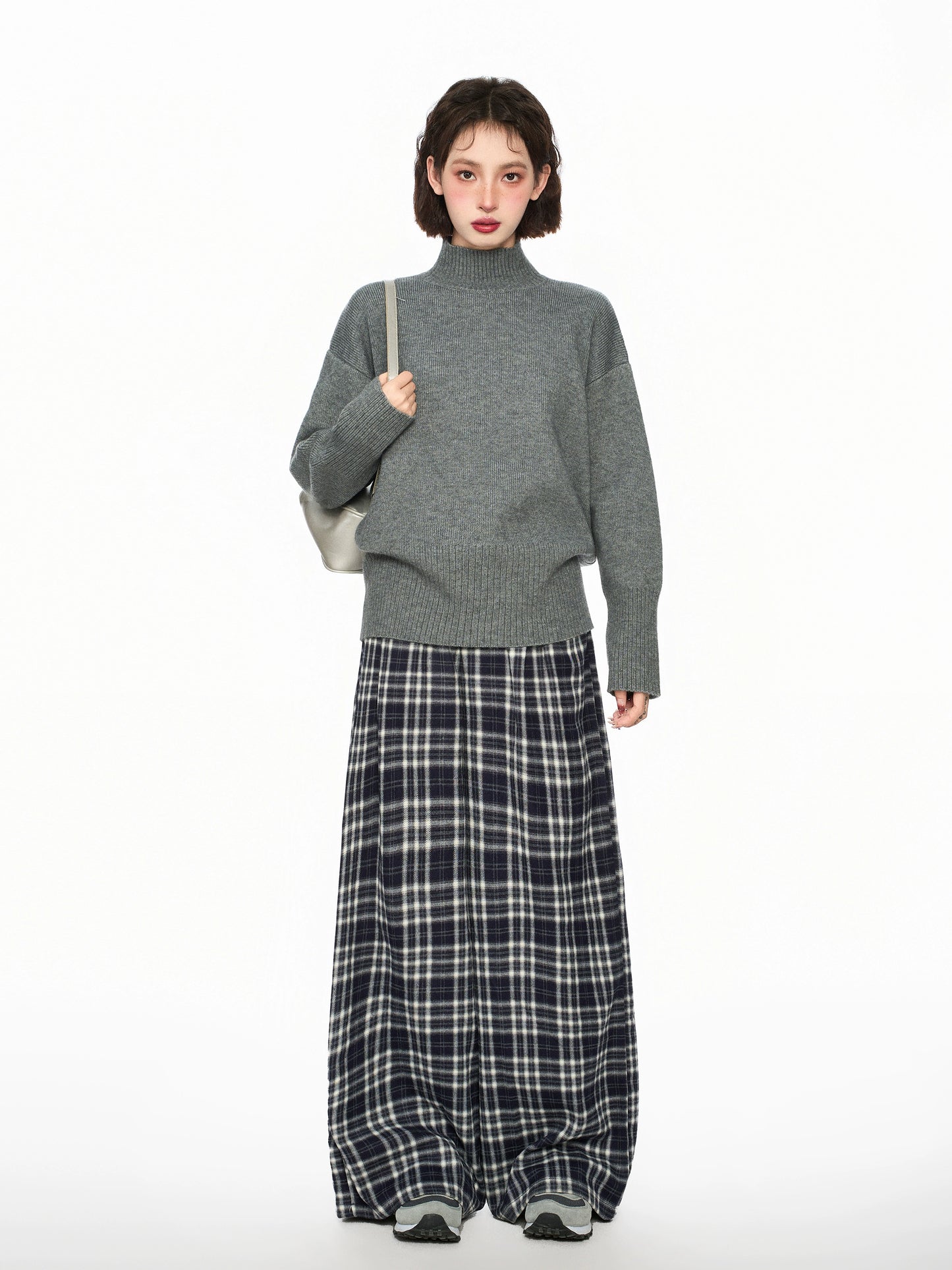 Basic Regular Fit Turtleneck Knitted Sweater