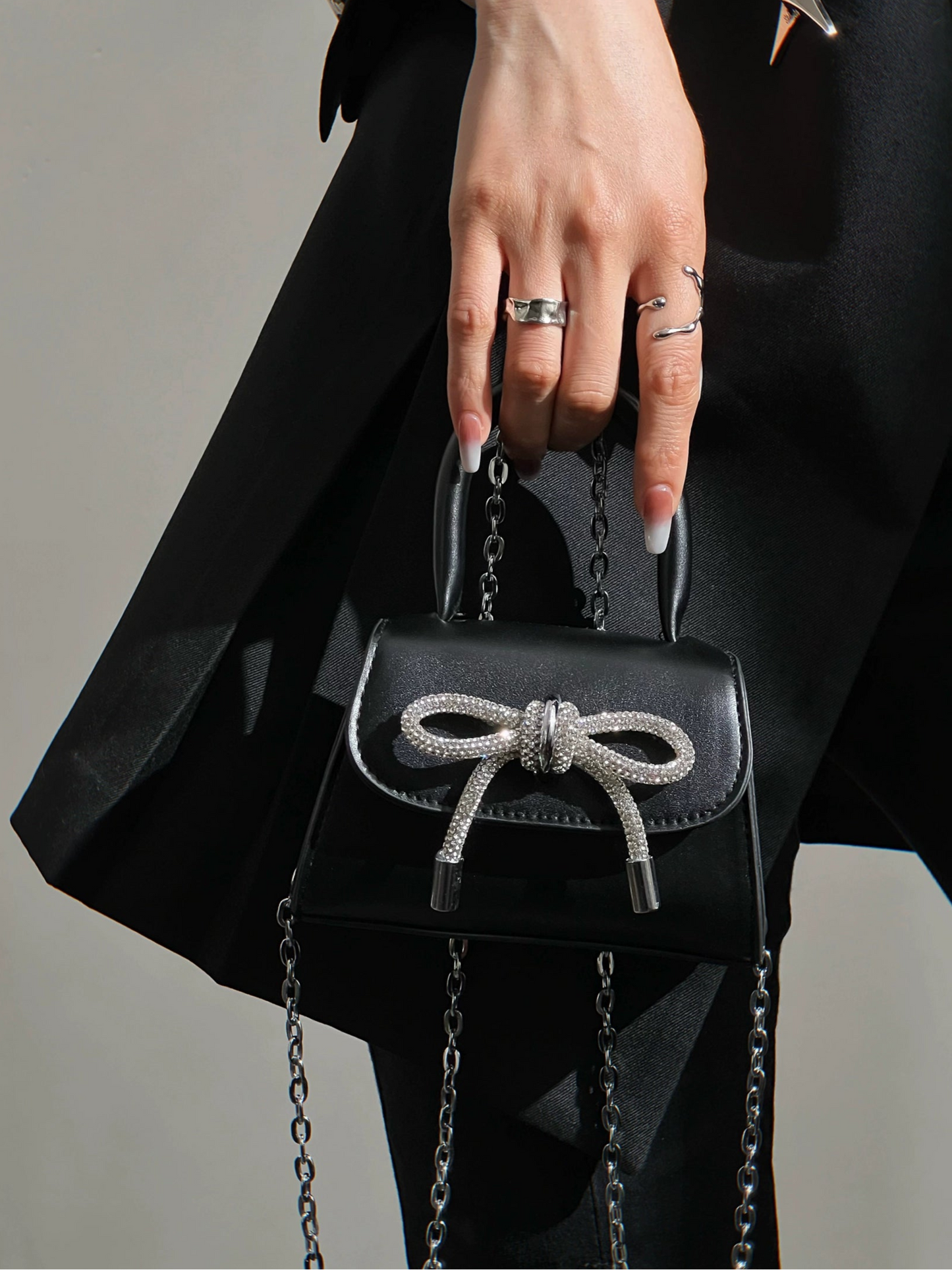 Girly Bow Mini Chain Crossbody Bag