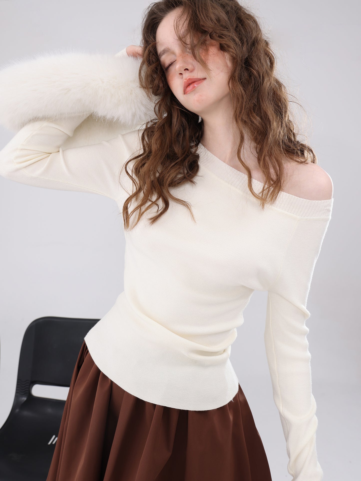 Slant Shoulder Long Sleeve Knit Sweater