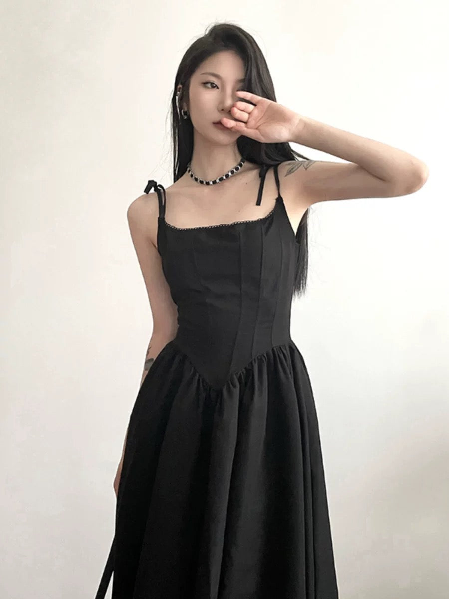 DS35 | Basic Long Black Dress