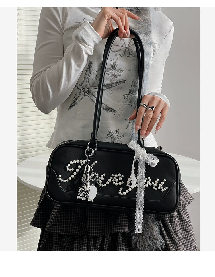 Pearl Rivet Bowling Armpit Baguette Bag