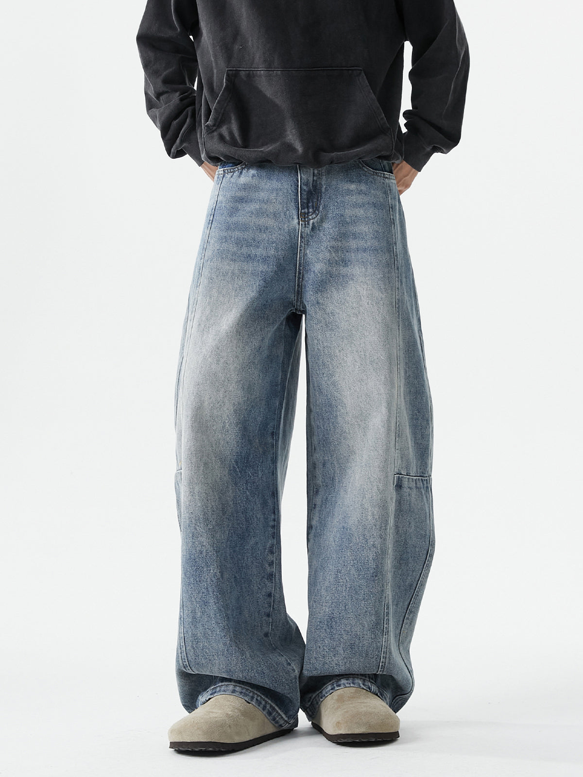 Wide-Leg Scimitar Loose Distressed Jeans