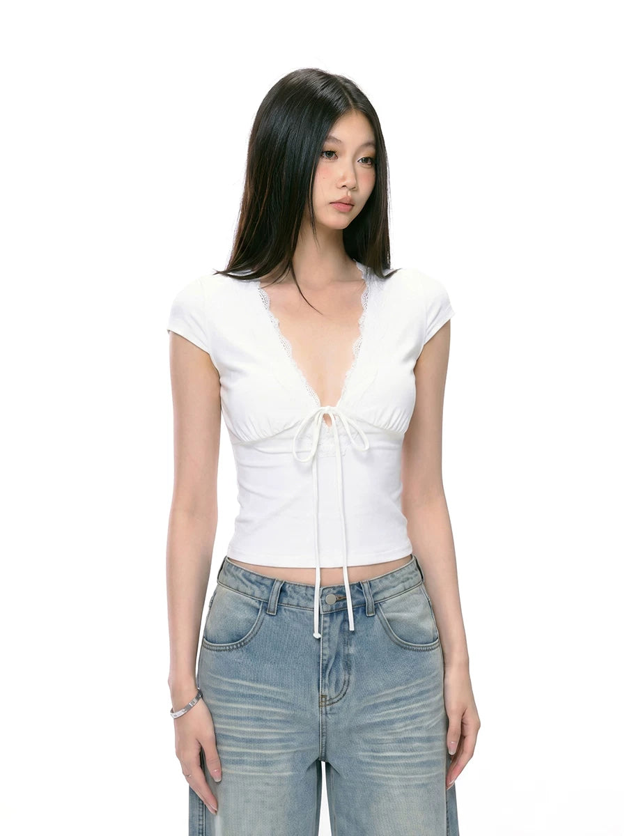 Bow-Front Fitted V-Neck Top