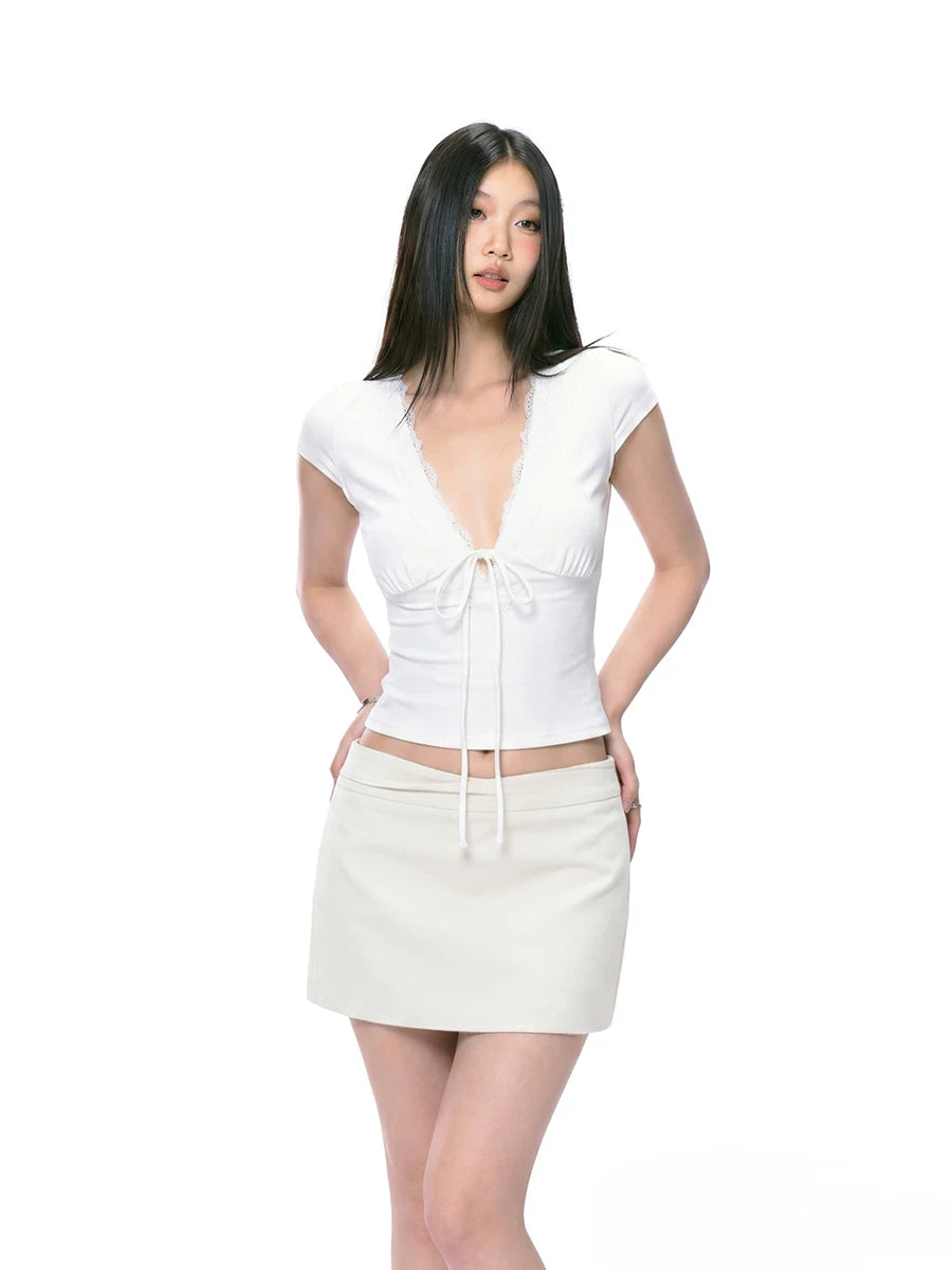 Bow-Front Fitted V-Neck Top