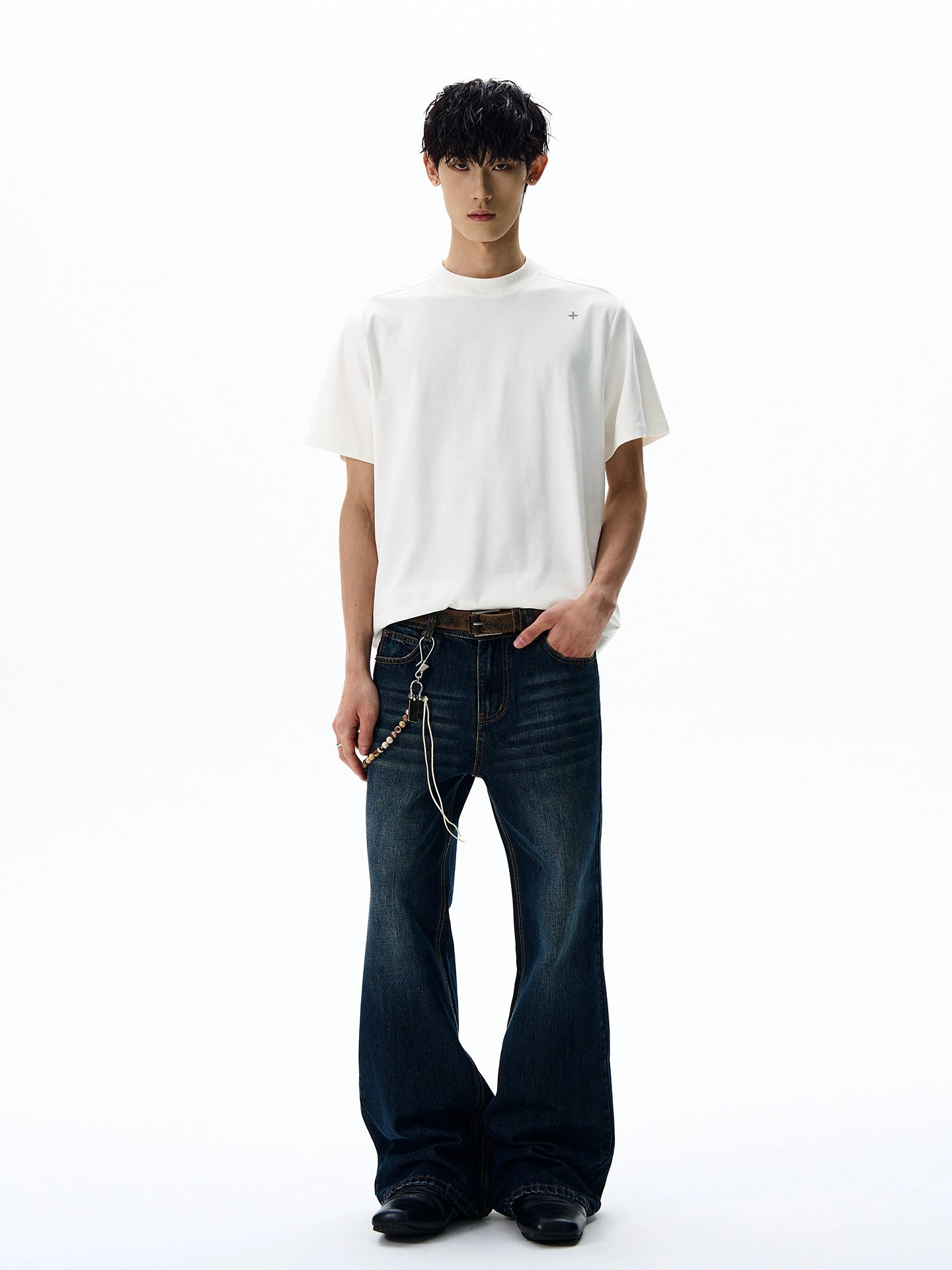 Simple Polaris Cropped Embroidered Tee