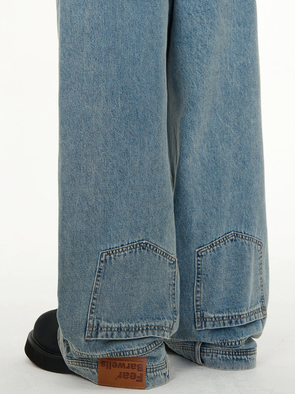 Reversed Wide-Leg Jeans