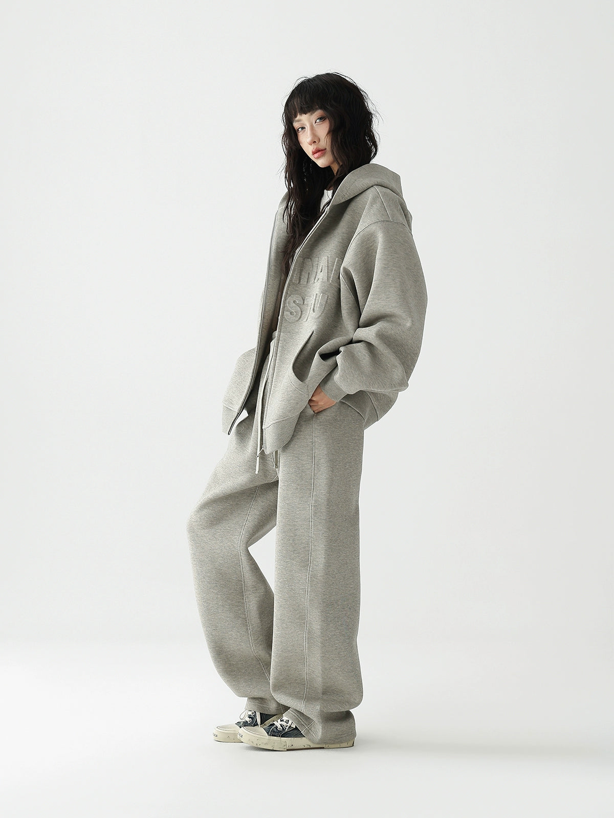 Embossed Set Hooded Zip Cardigan Sweatshirt Jacket + Athleisure Trousers
