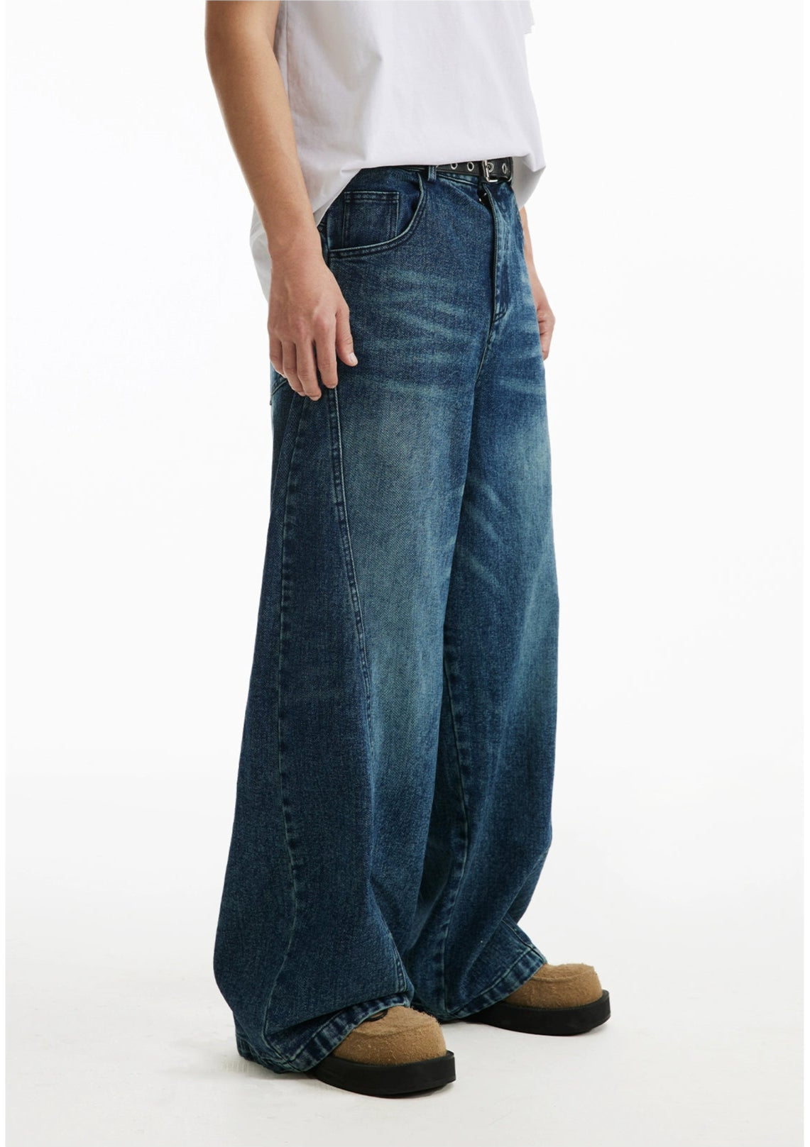 Wide-Leg Ruffian Dark Washed Jeans