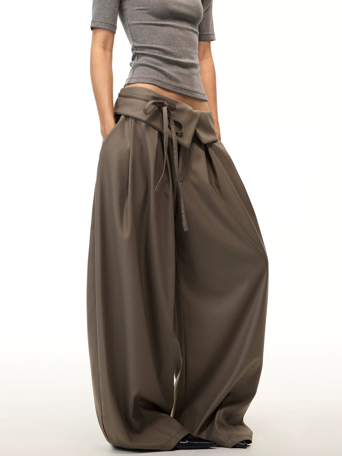 Vintage Pleated Wide-Leg Trousers