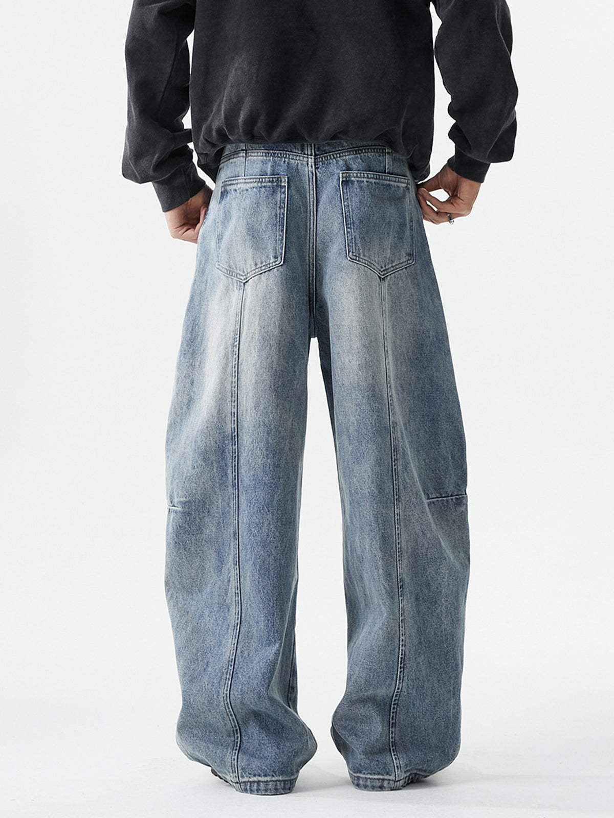 Wide-Leg Scimitar Loose Distressed Jeans