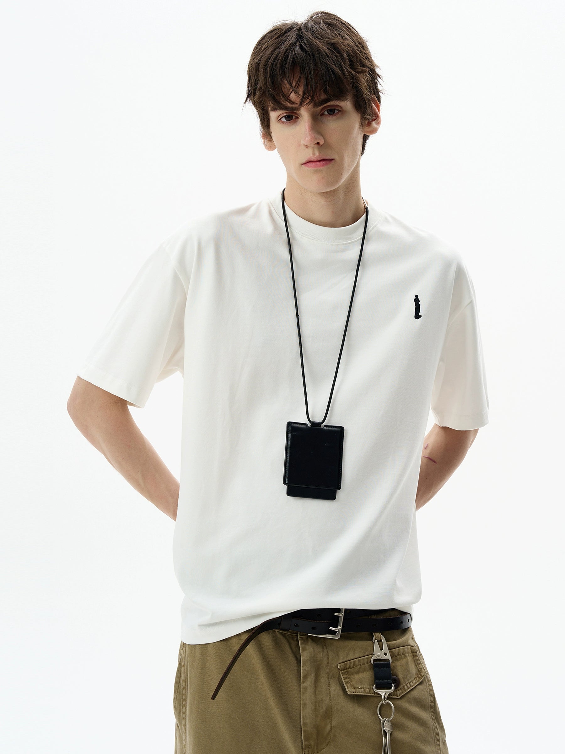 Simple Luxury Embroidery "i" Tee