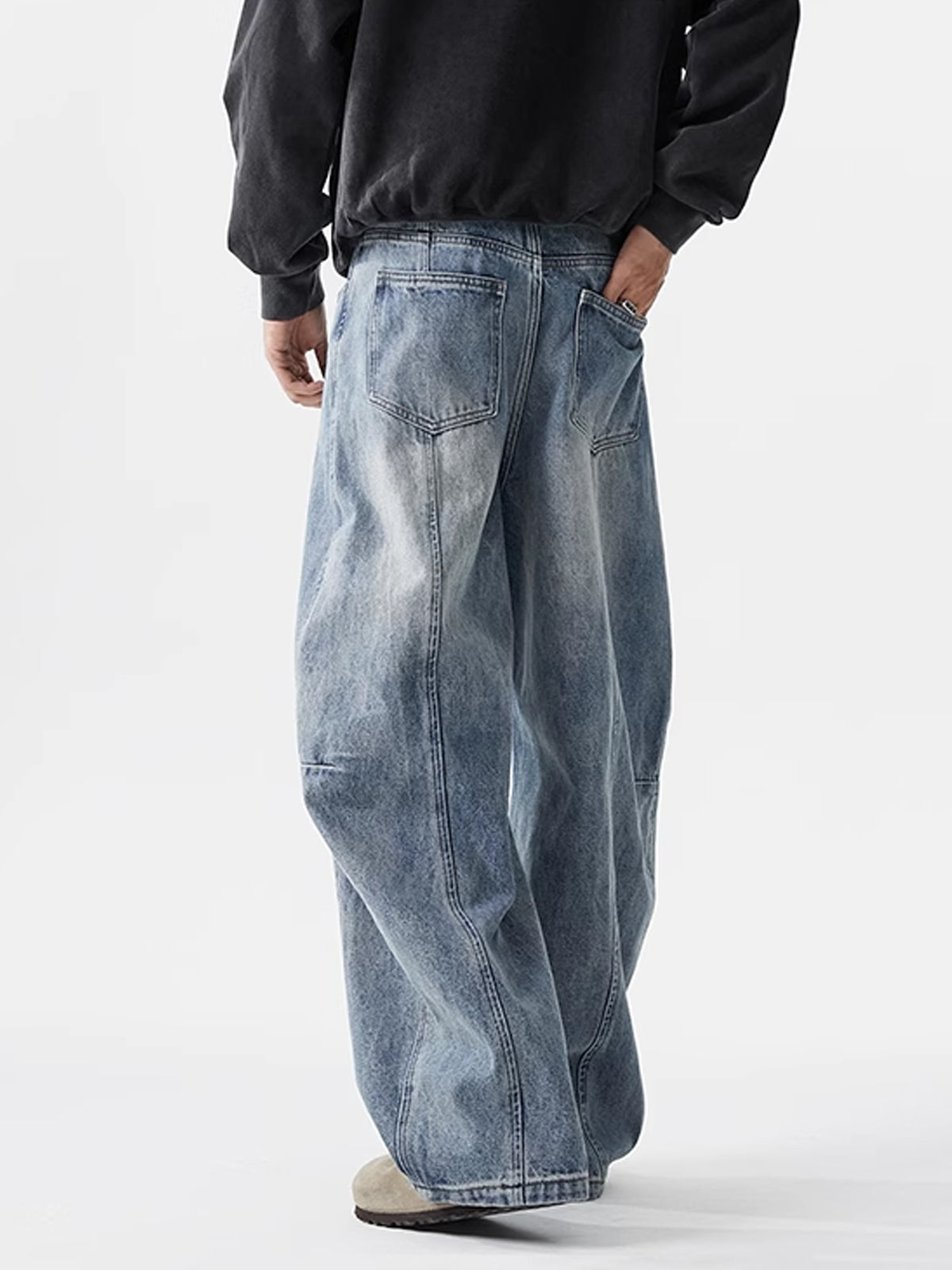 Wide-Leg Scimitar Loose Distressed Jeans