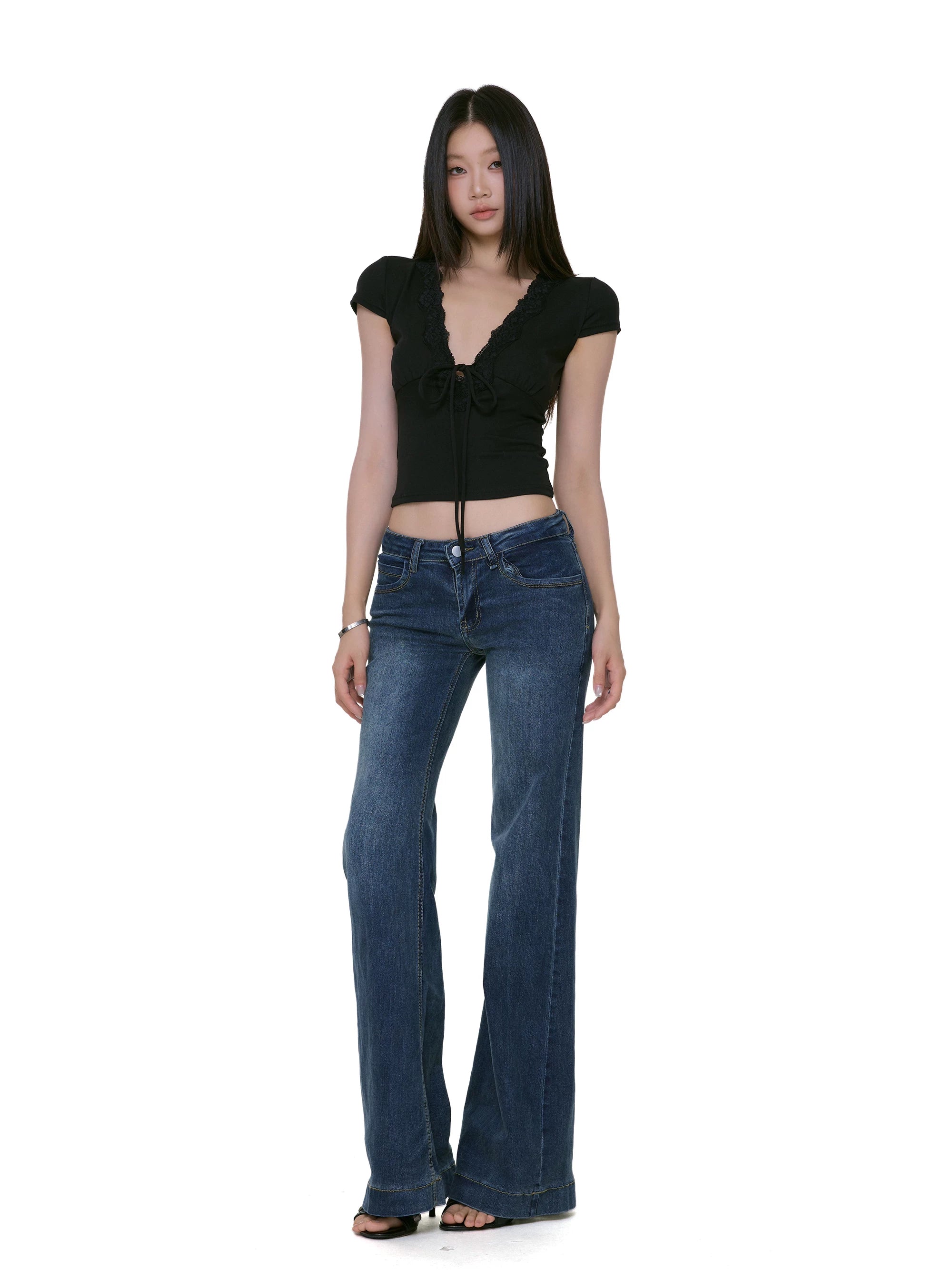 Bow-Front Fitted V-Neck Top